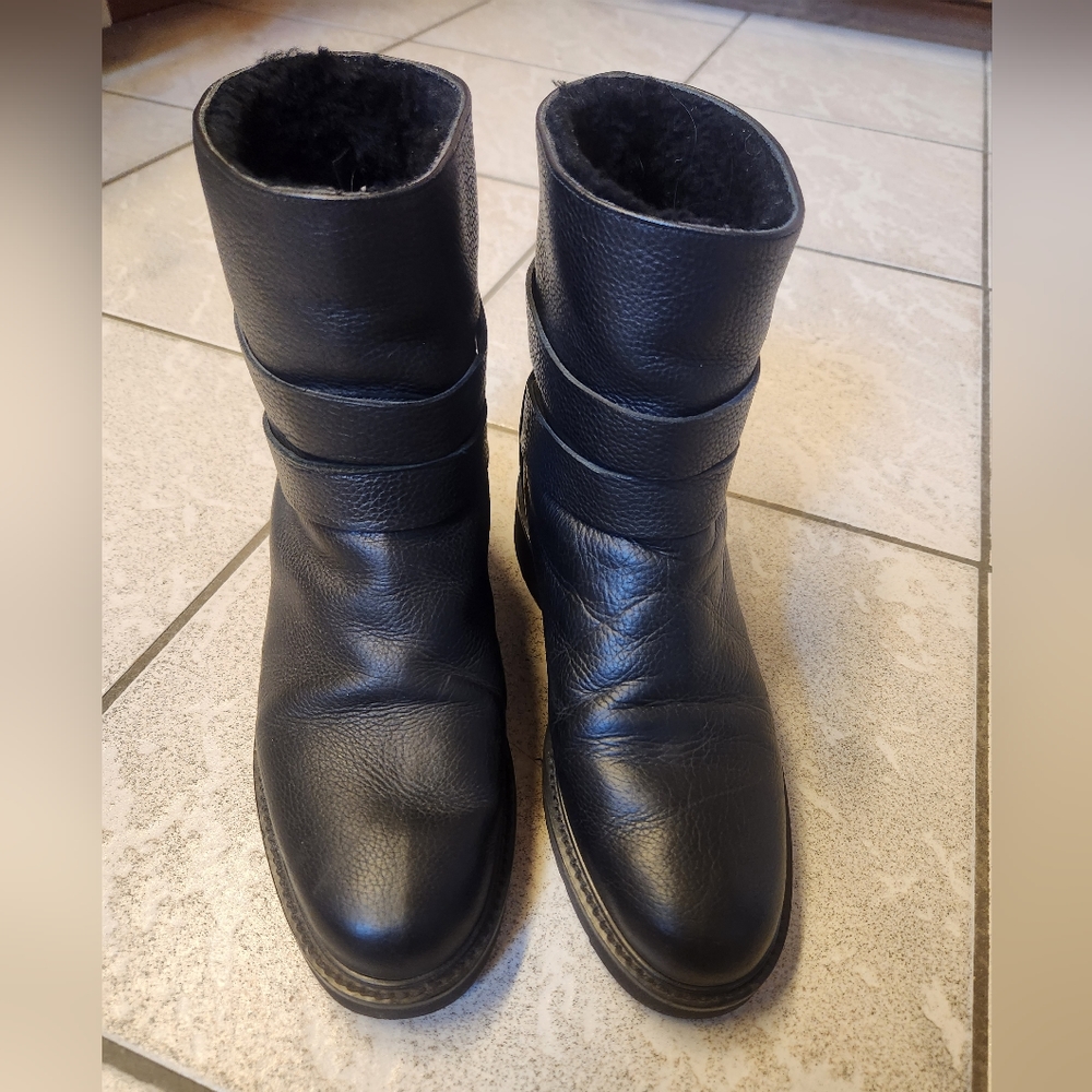 Vince boots size 36 US 6